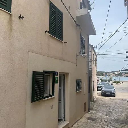 Lucev House * Tisno